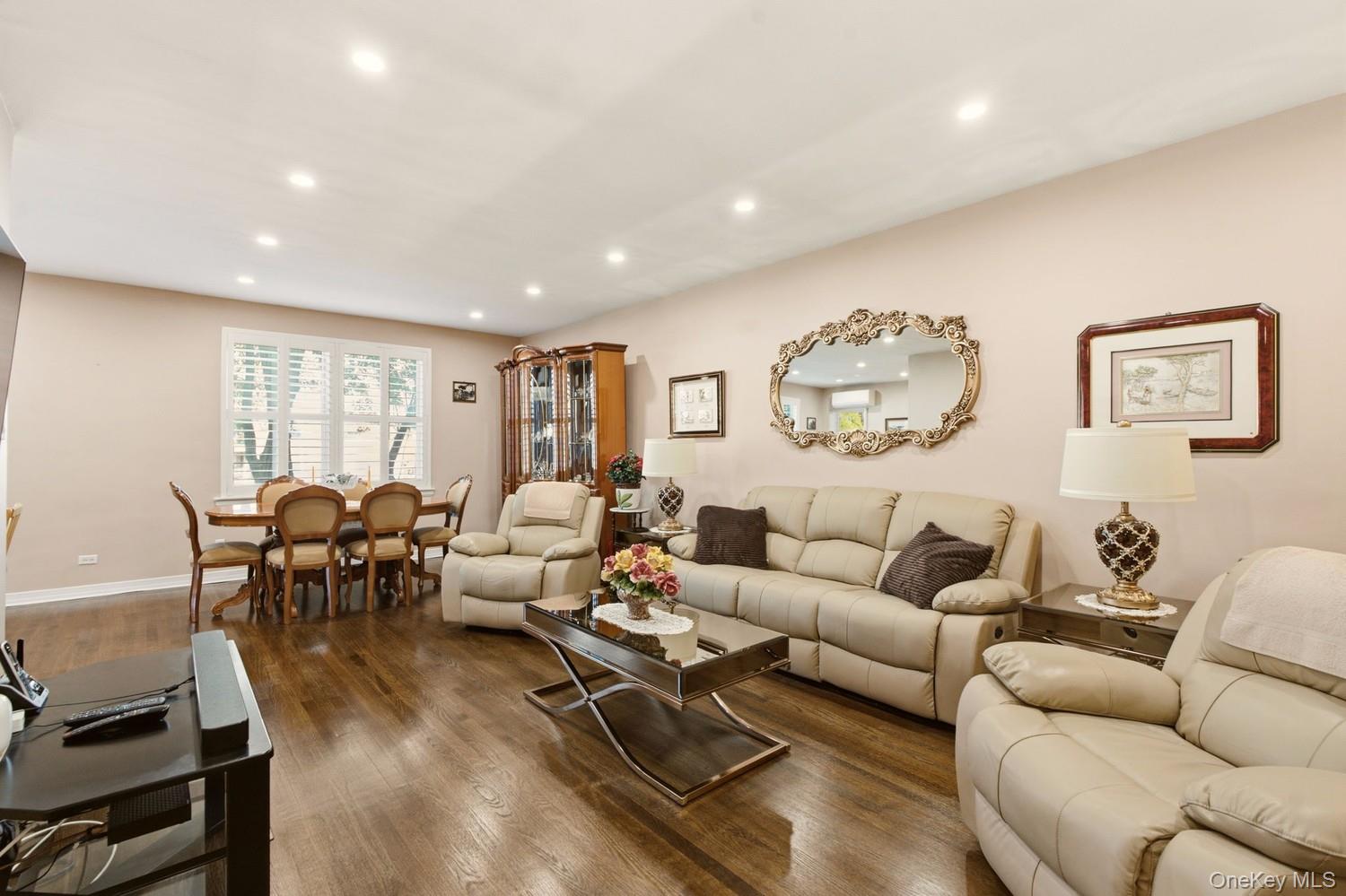 162-41 Powells Cove Boulevard, Unit 4S photo 9