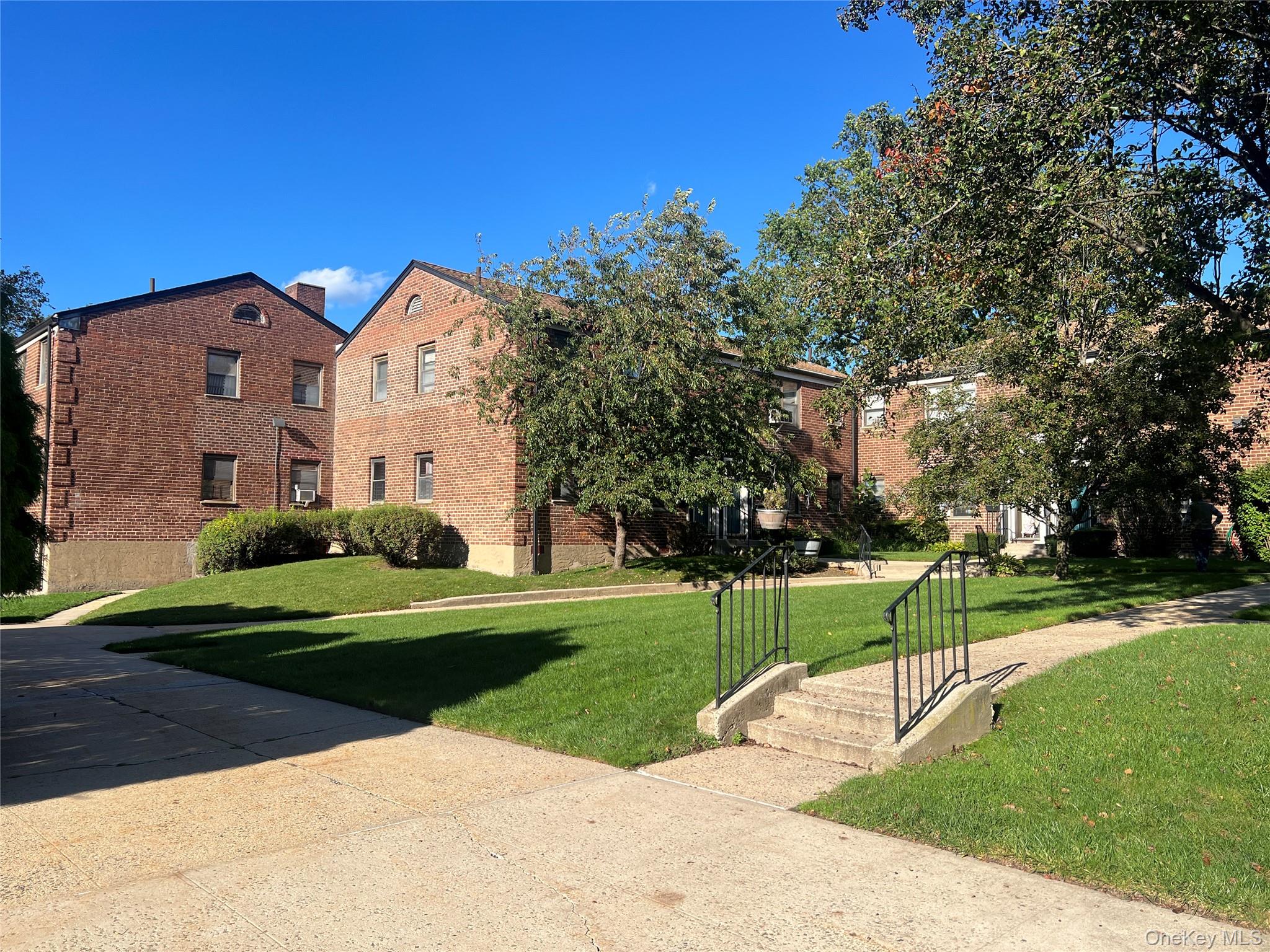 196-48 67th Avenue, Unit 2nd Floor photo 13