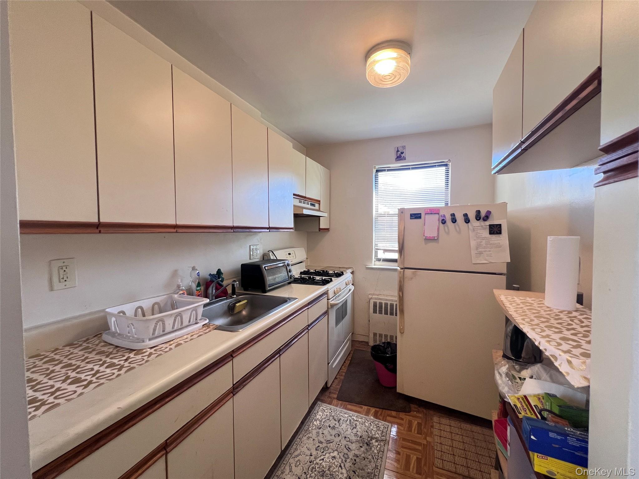 196-48 67th Avenue, Unit 2nd Floor photo 12