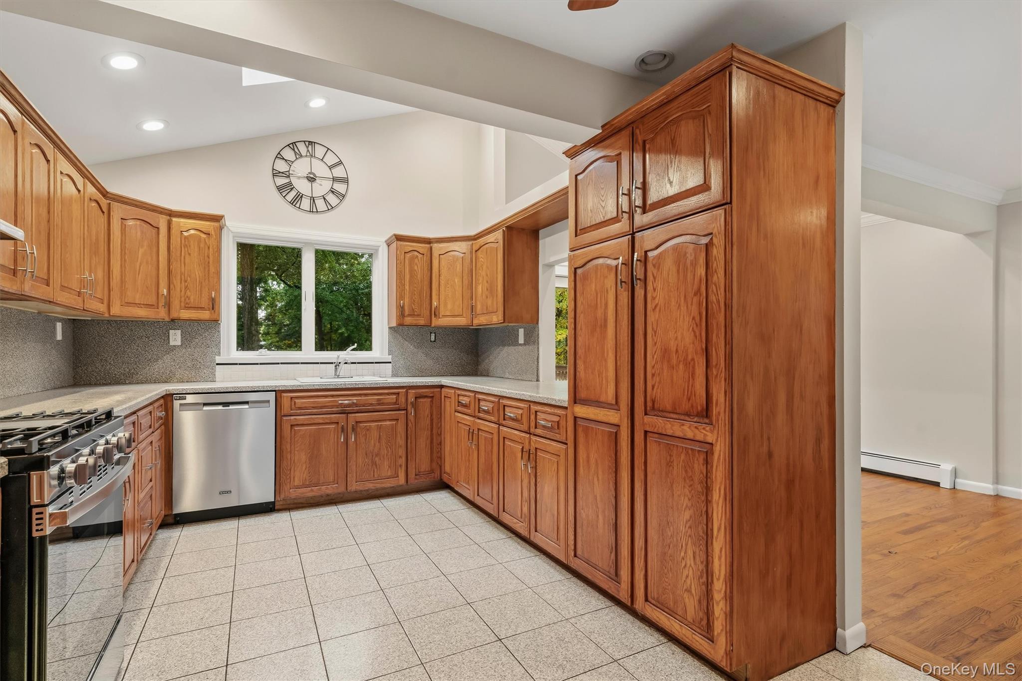 15 oak Road – For Sale photo 16