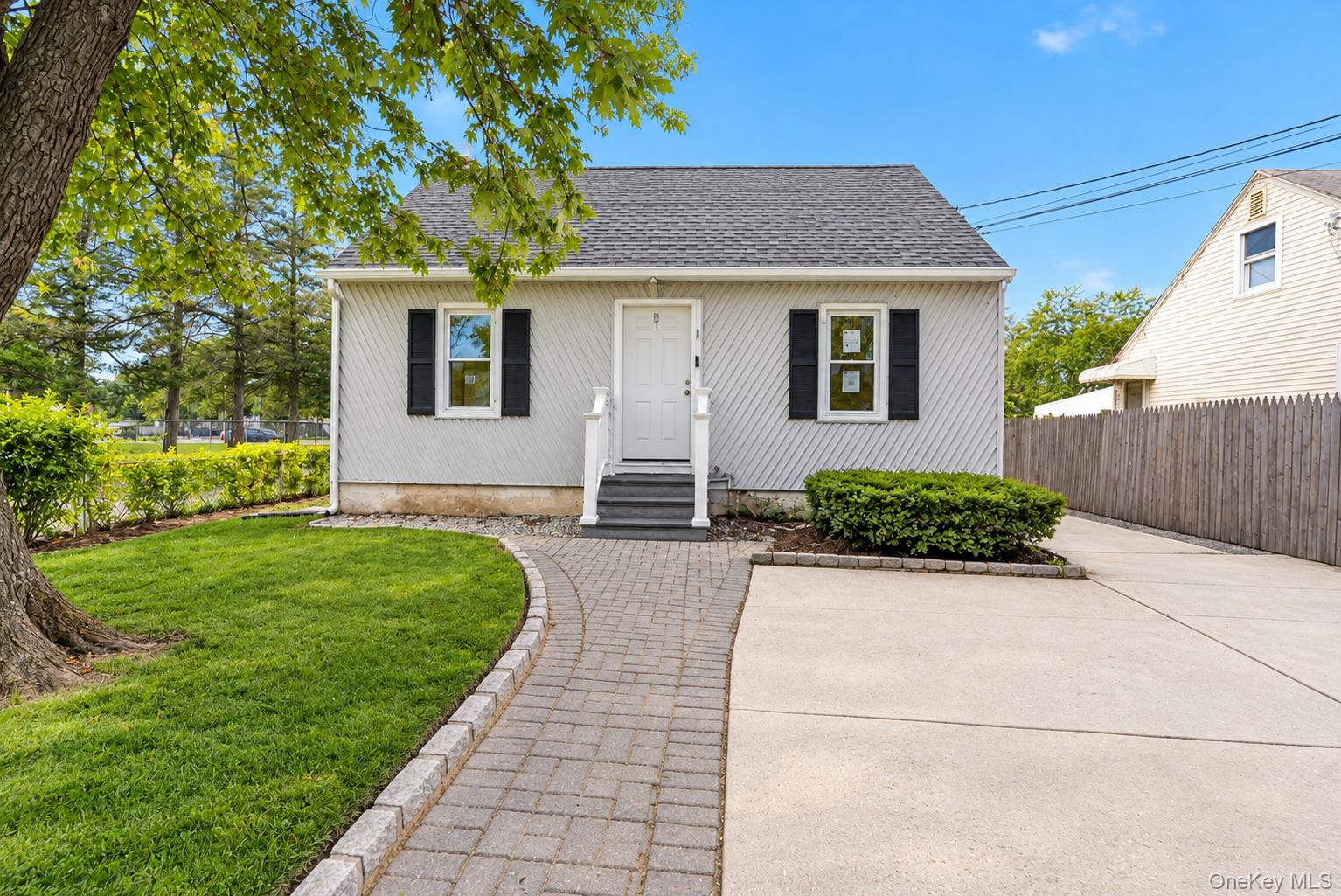 42 Birch Street – For Sale