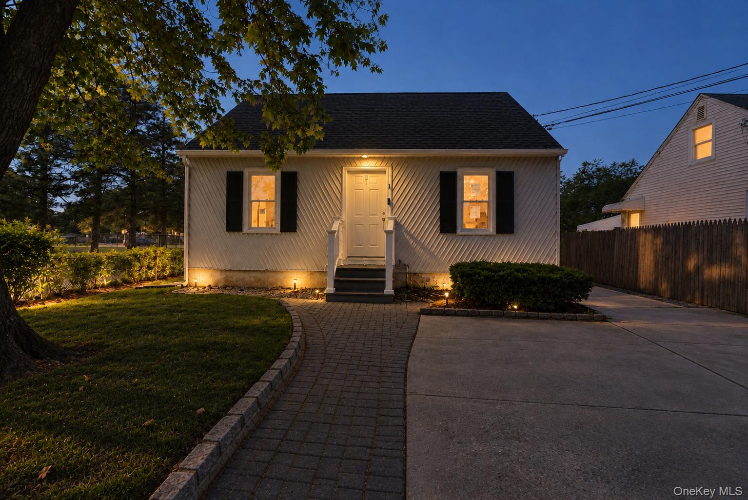 42 Birch Street – For Sale photo 2