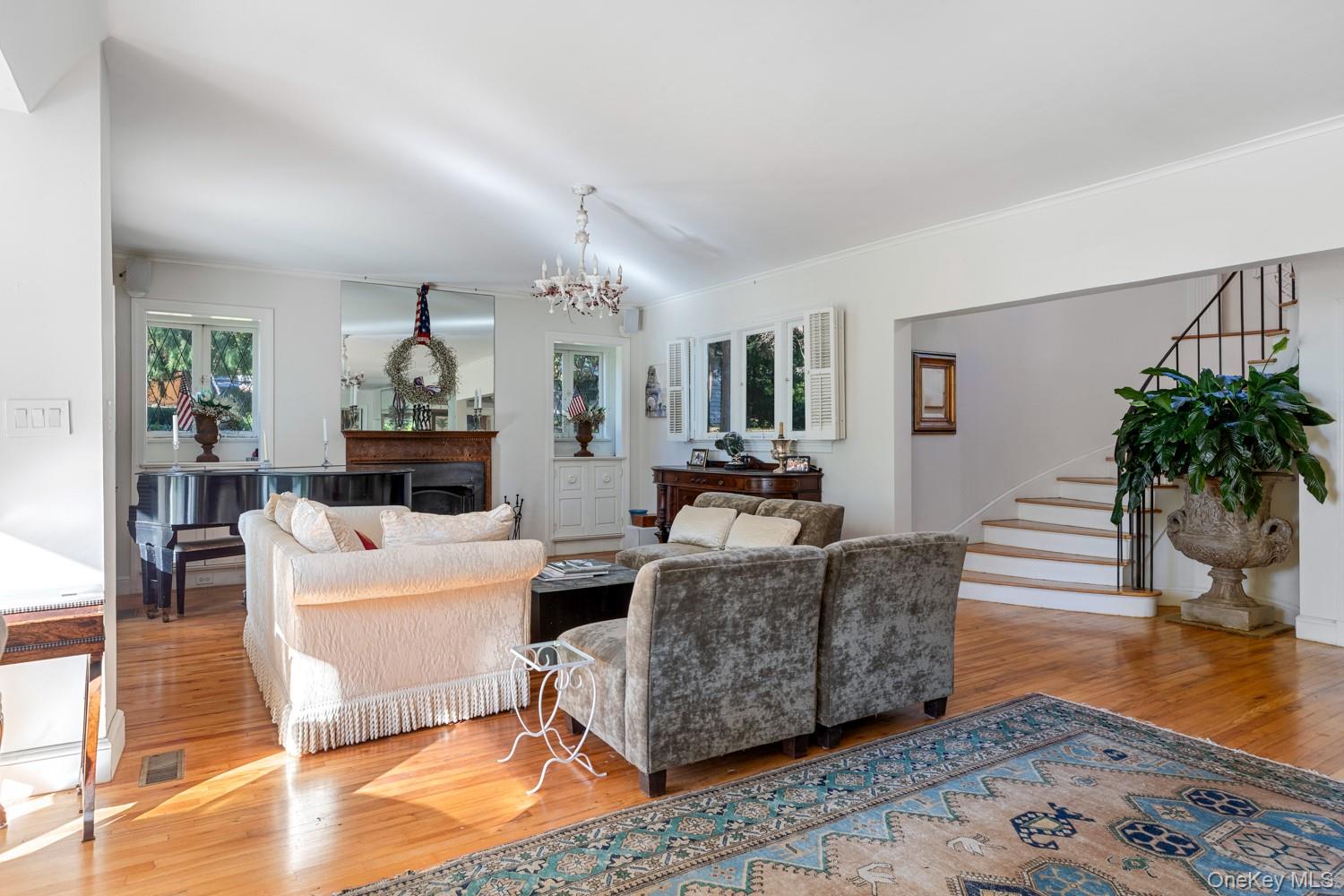 6 Arbutus Path – For Sale photo 8