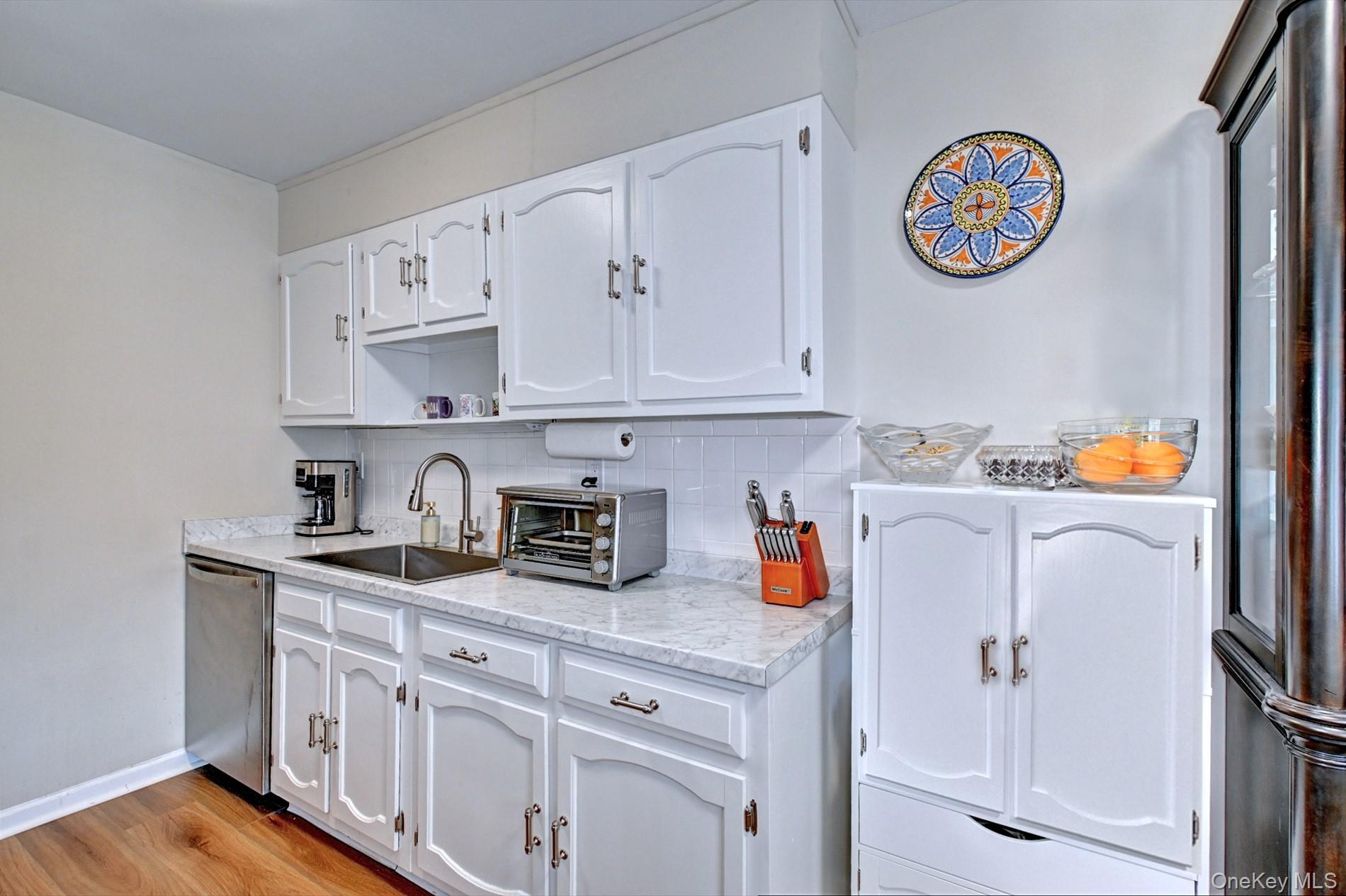 276 Berwick Court, Unit A photo 33