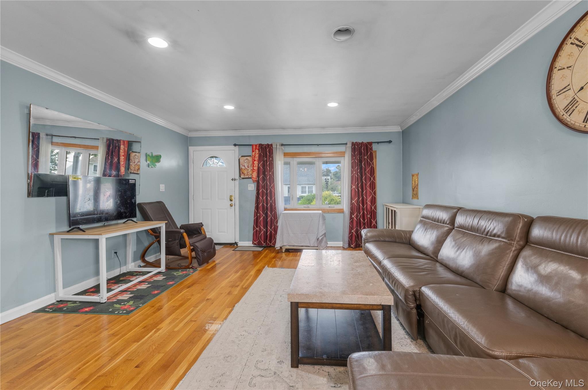 84 5th Street – For Sale photo 4
