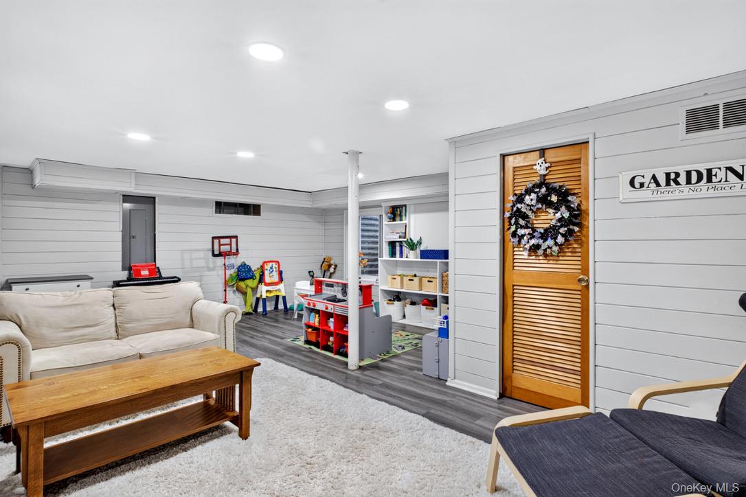 40 Cambridge Avenue – For Sale photo 15