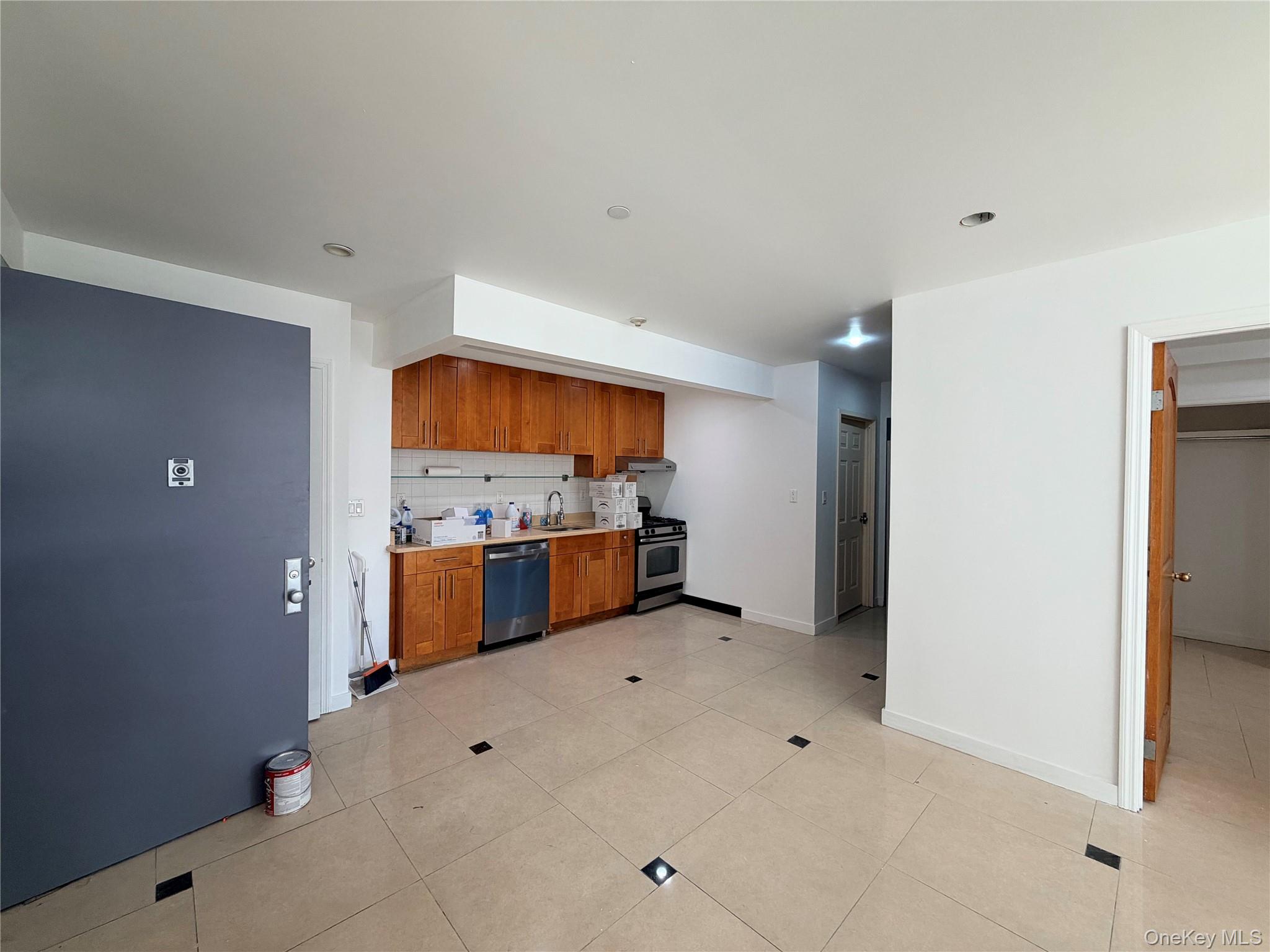10607 Northern Boulevard, Unit 2A photo 9