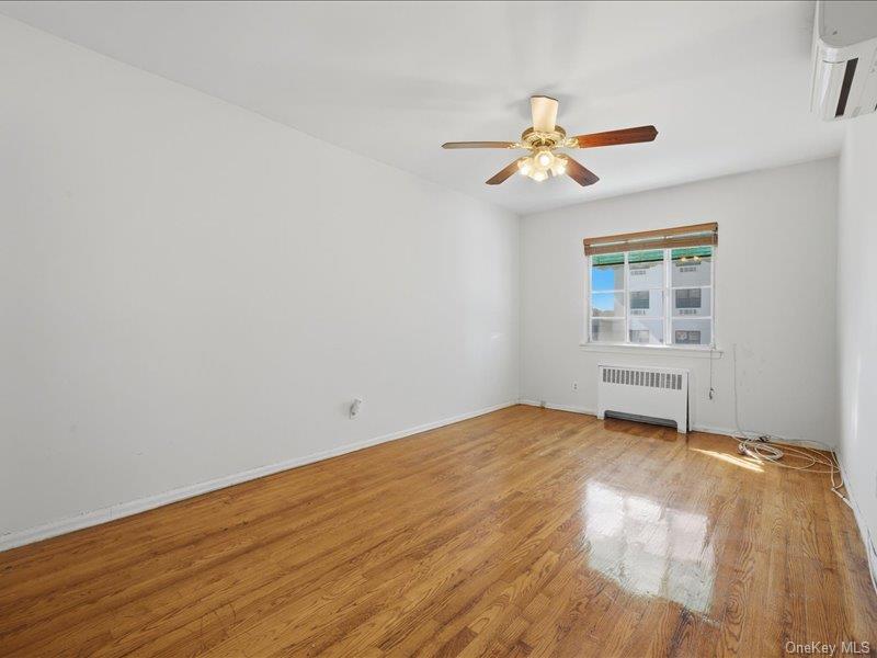1058 E 211th Street – For Sale photo 9