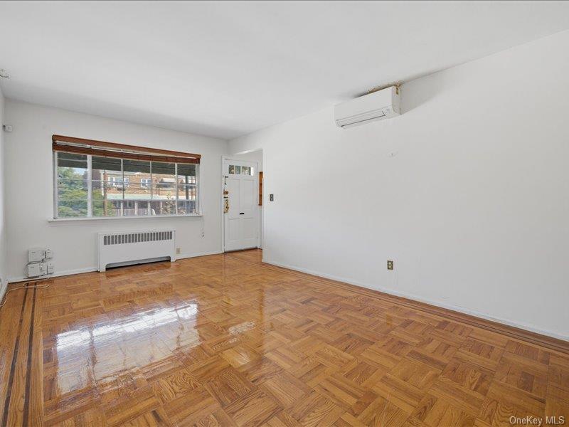 1058 E 211th Street – For Sale photo 4