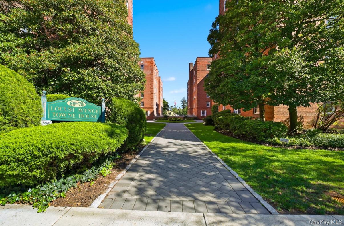 70 Locust Avenue, Unit 103B