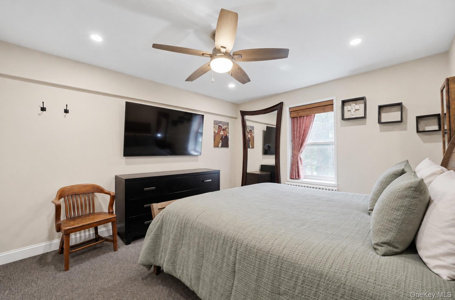 70 Locust Avenue, Unit 103B photo 16