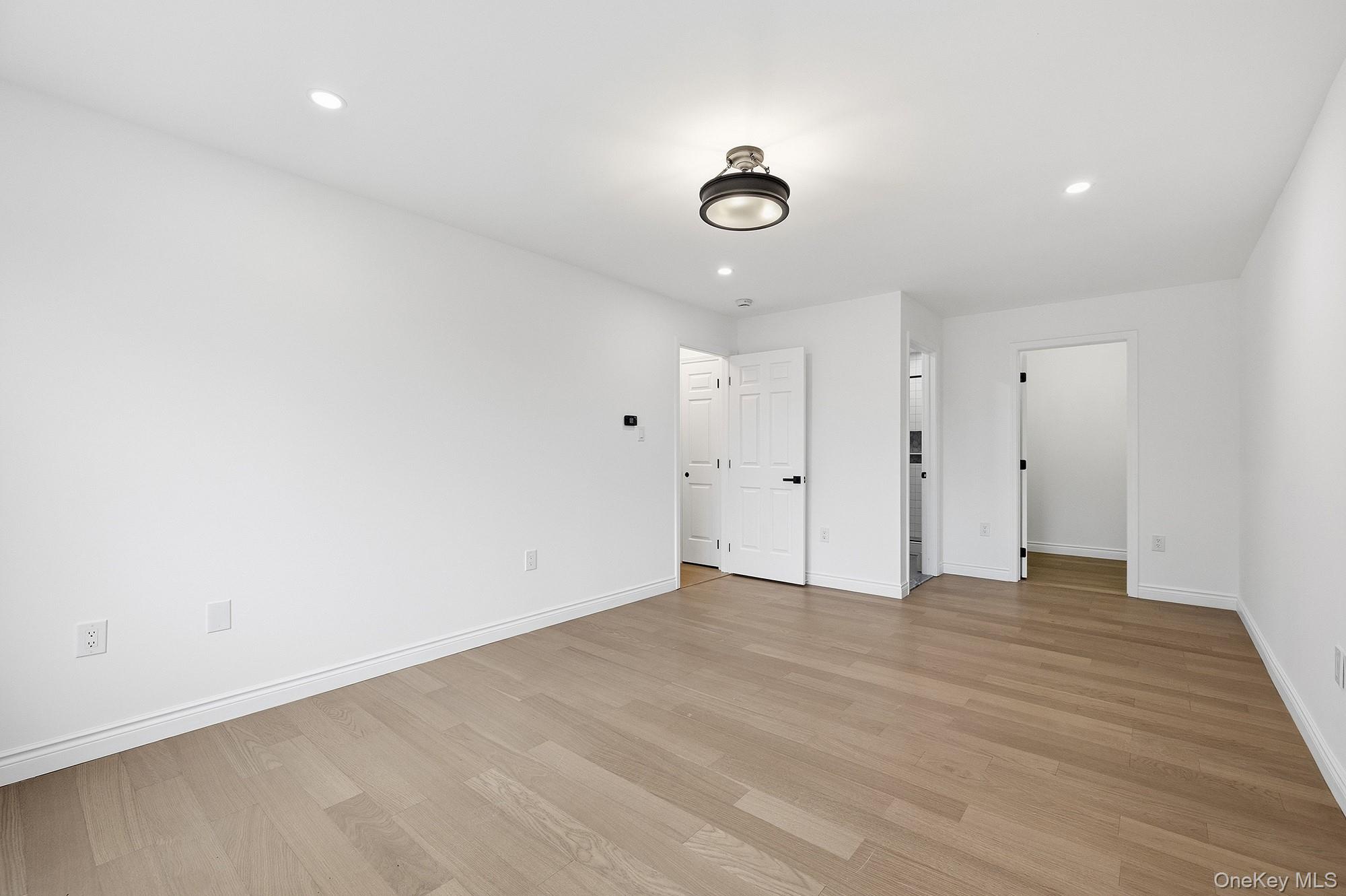 6 Rainbow Crest – For Sale photo 30