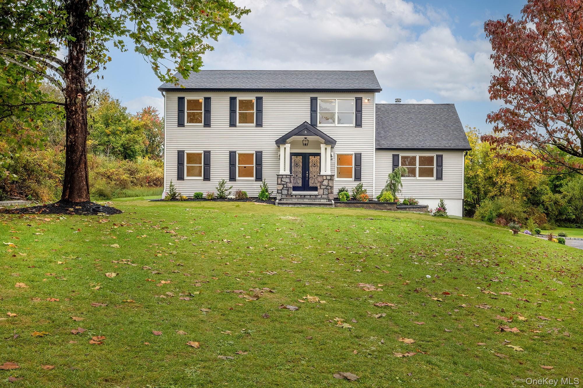 6 Rainbow Crest – For Sale photo 2