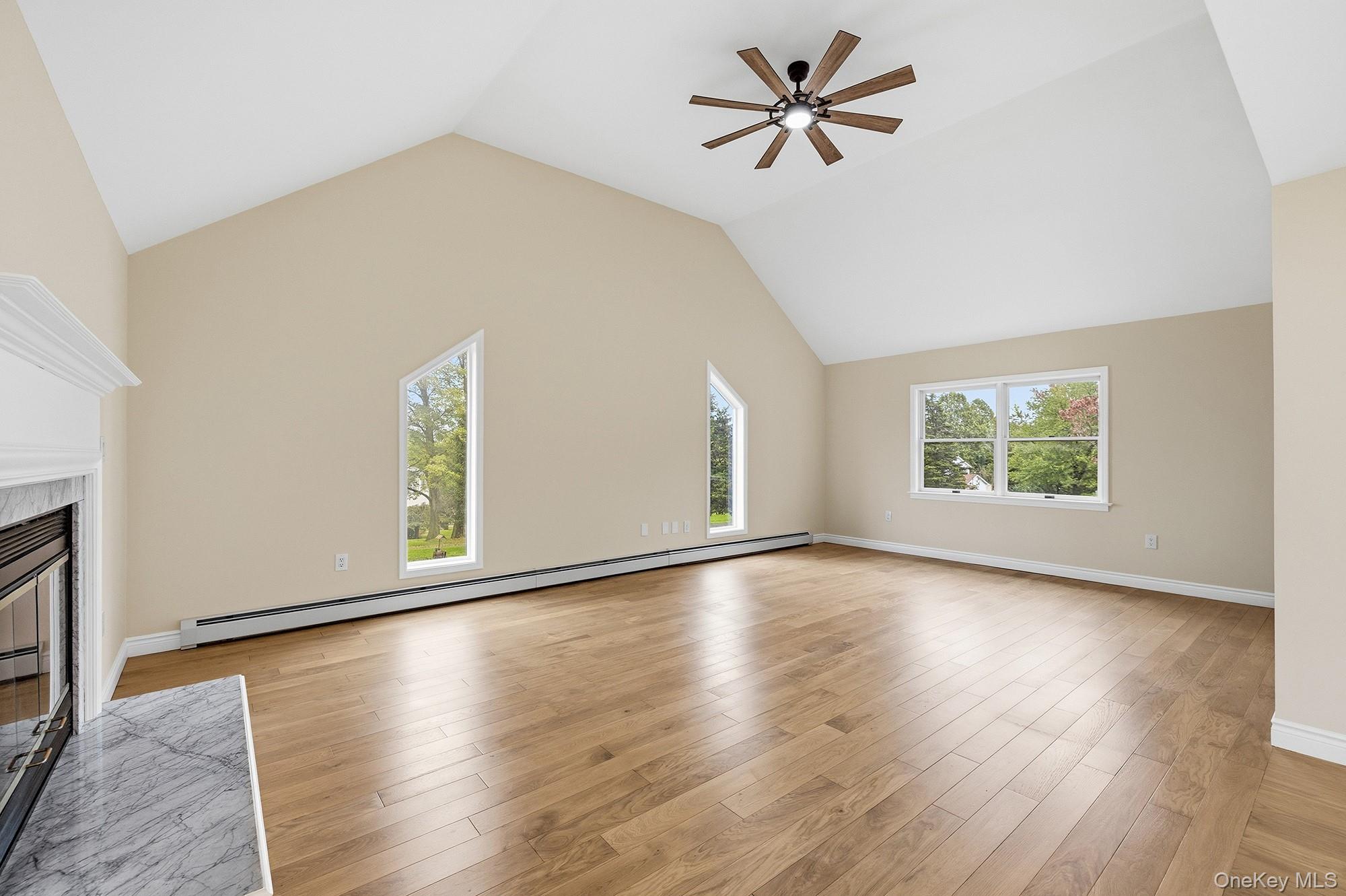 6 Rainbow Crest – For Sale photo 17