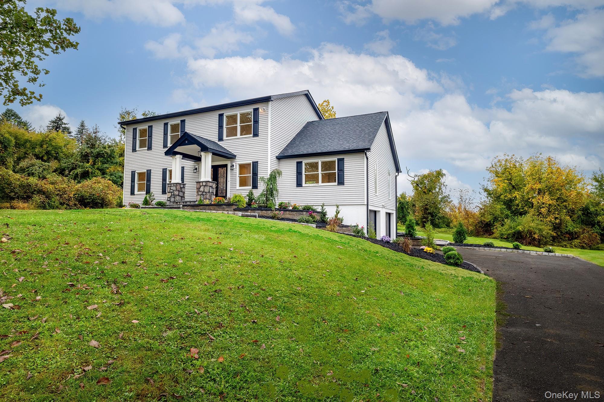 6 Rainbow Crest – For Sale photo 3