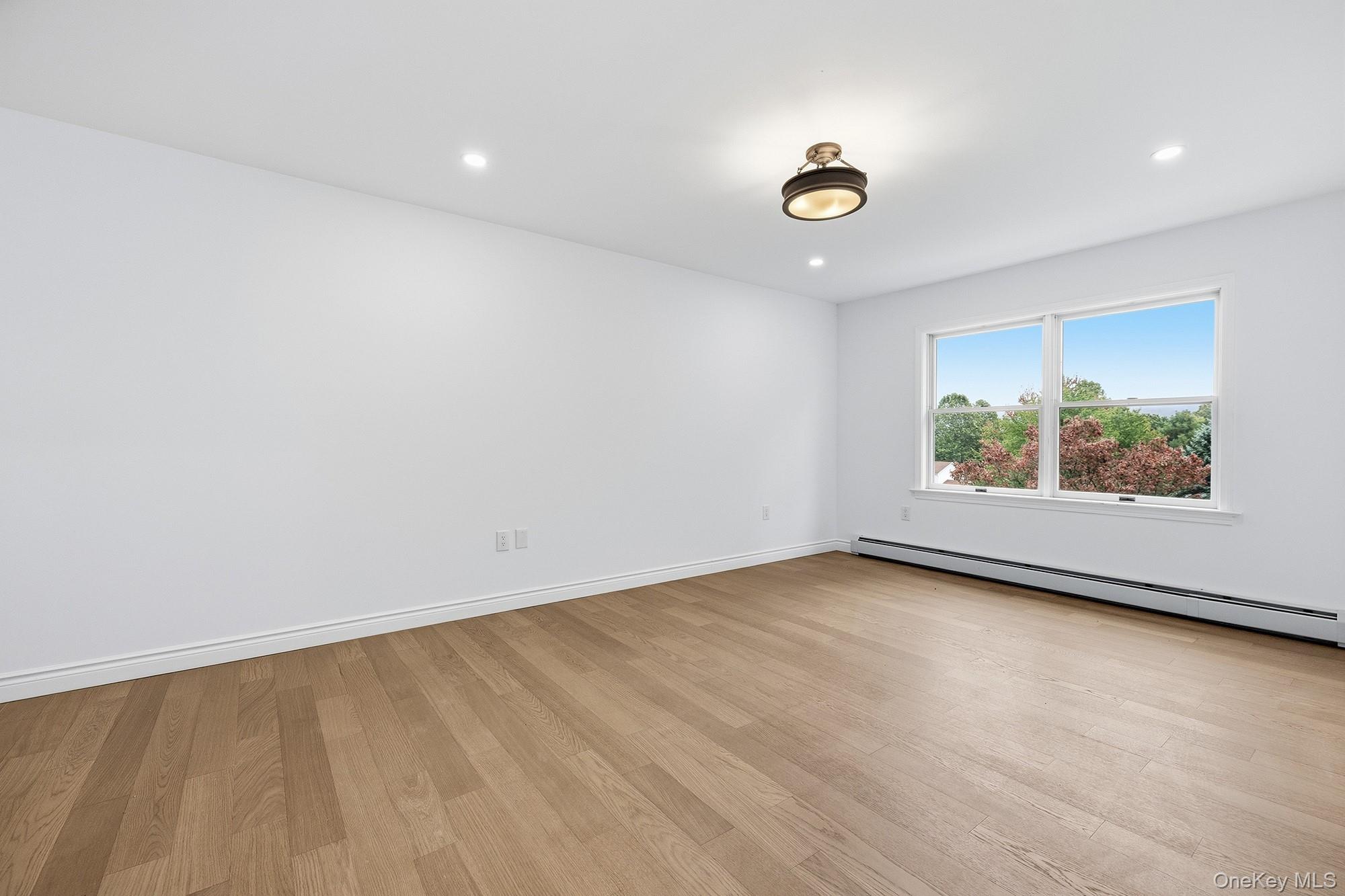 6 Rainbow Crest – For Sale photo 36