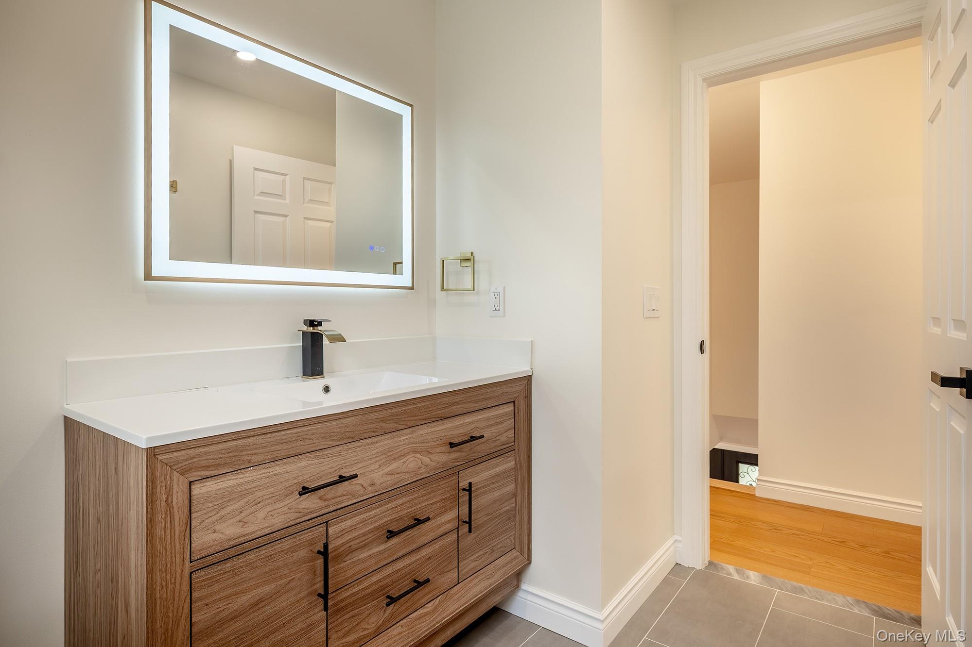 6 Rainbow Crest – For Sale photo 33