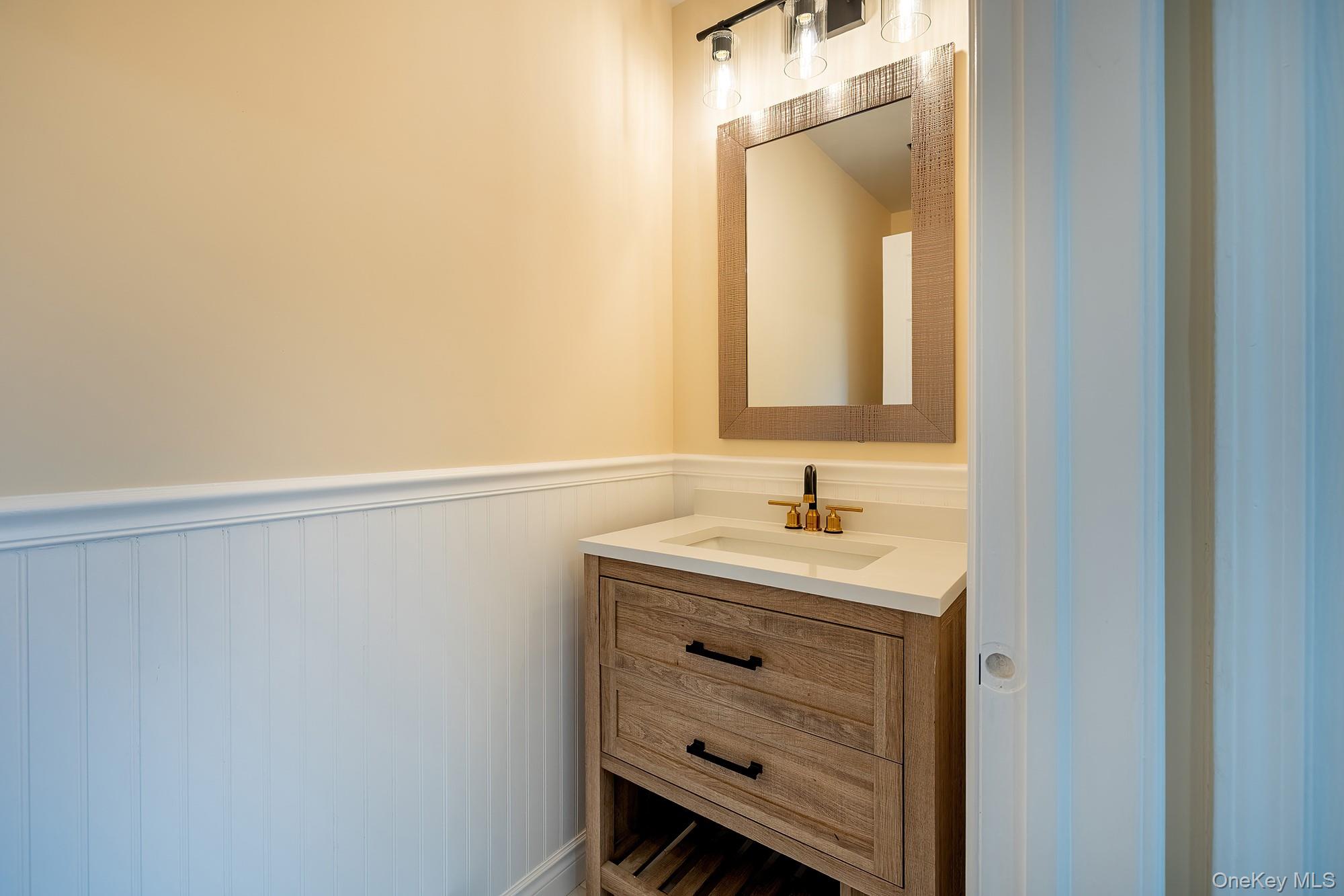 6 Rainbow Crest – For Sale photo 23