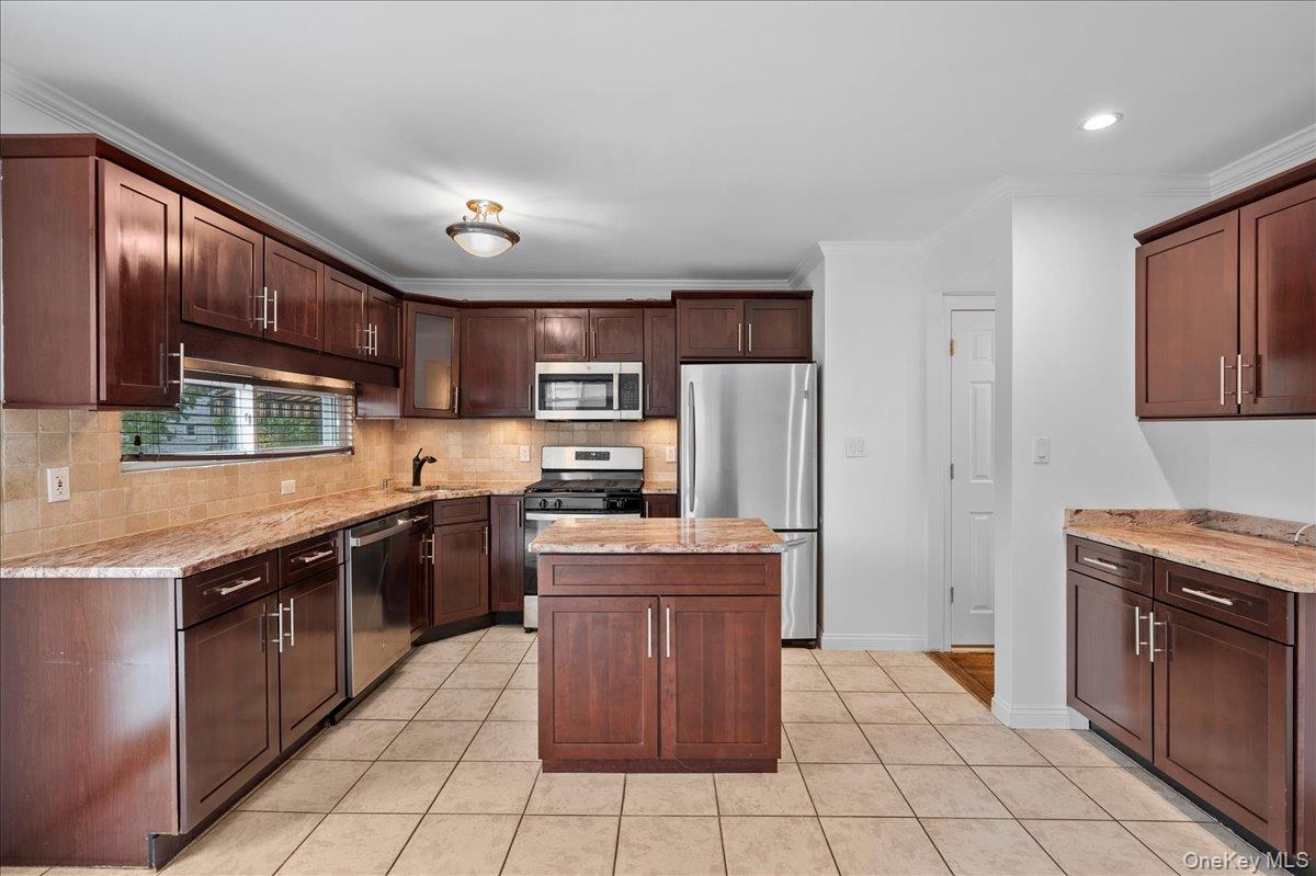 1481 Stadium Avenue – For Sale photo 11