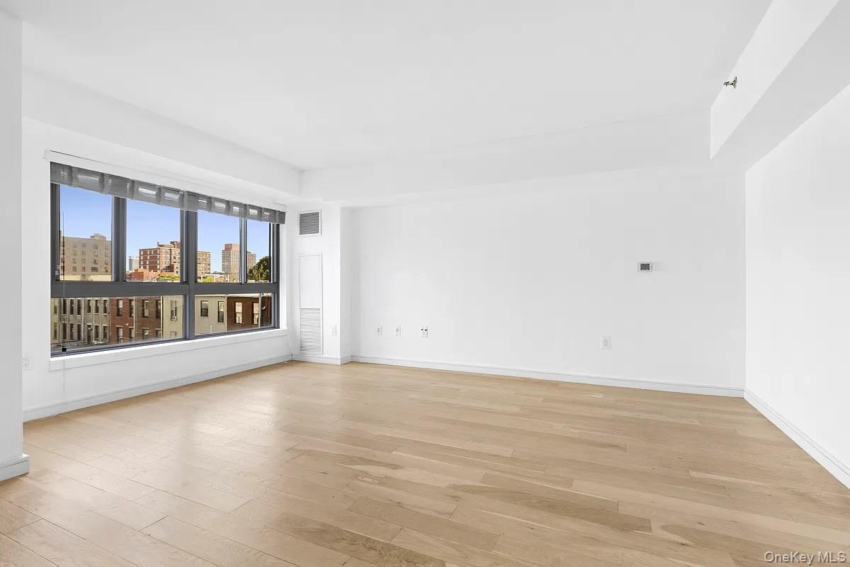 171 W 131st Street, Unit 519 photo 4