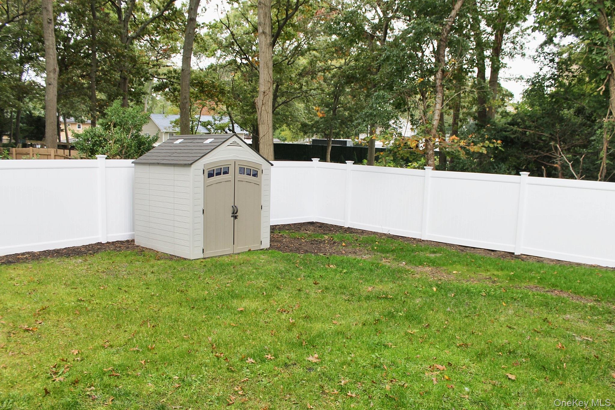 448 Terry Boulevard – For Rent photo 35