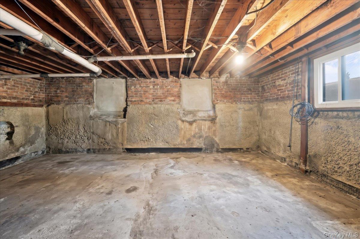 196 Hillside Avenue – For Sale photo 22