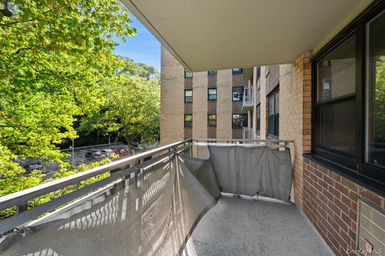 155 Ferris Avenue, Unit 4 E photo 17