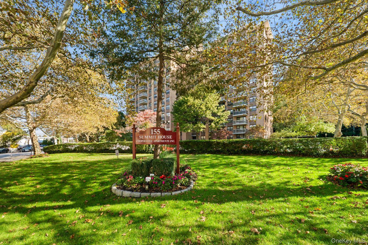 155 Ferris Avenue, Unit 4 E photo 3