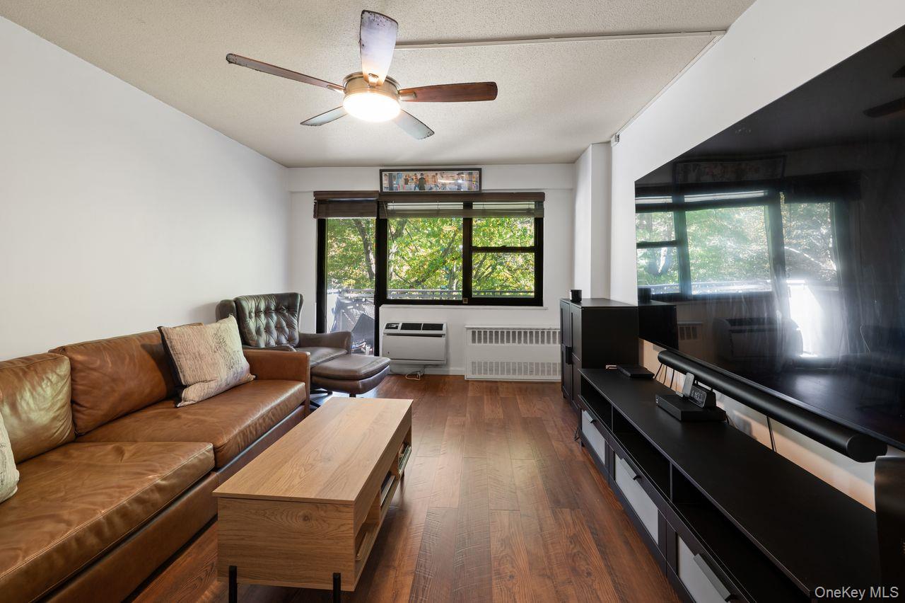 155 Ferris Avenue, Unit 4 E photo 11