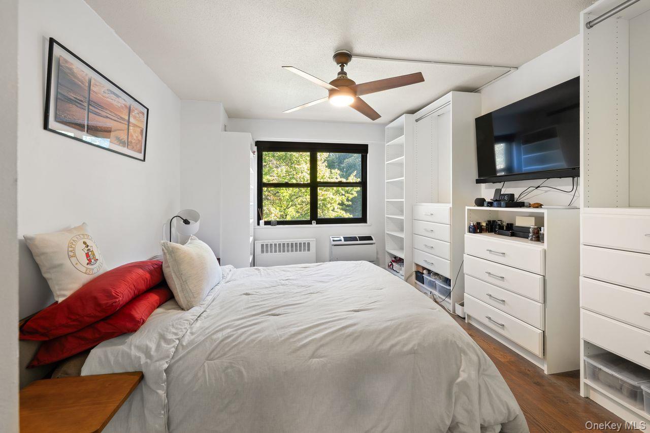 155 Ferris Avenue, Unit 4 E photo 15