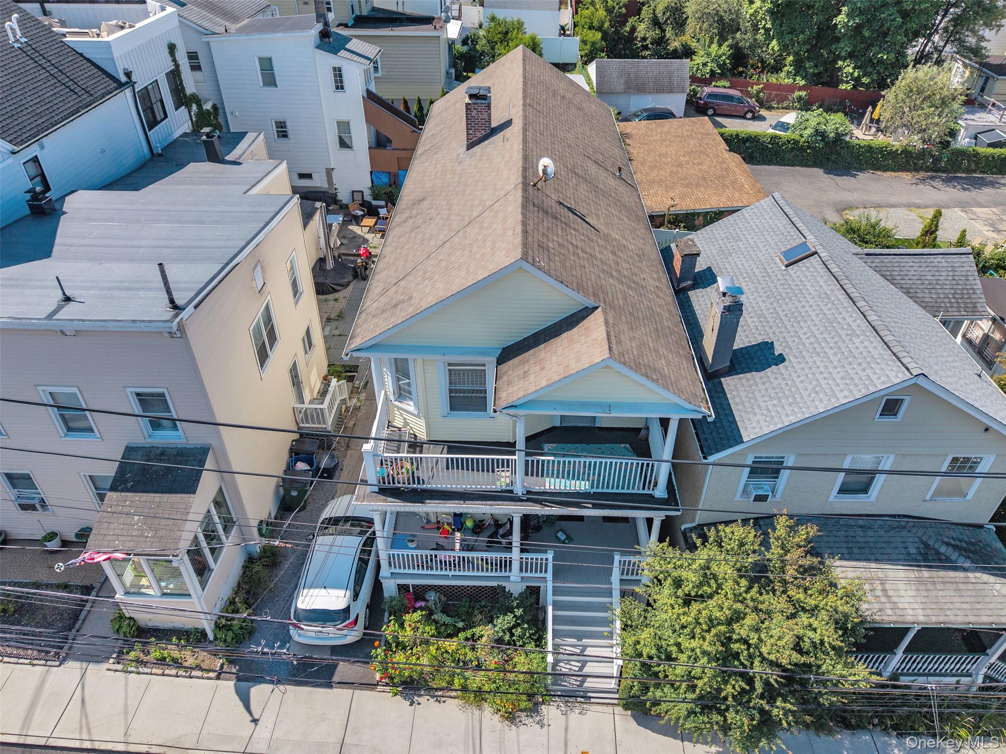 28 W Elizabeth Street, Unit 2 photo 3