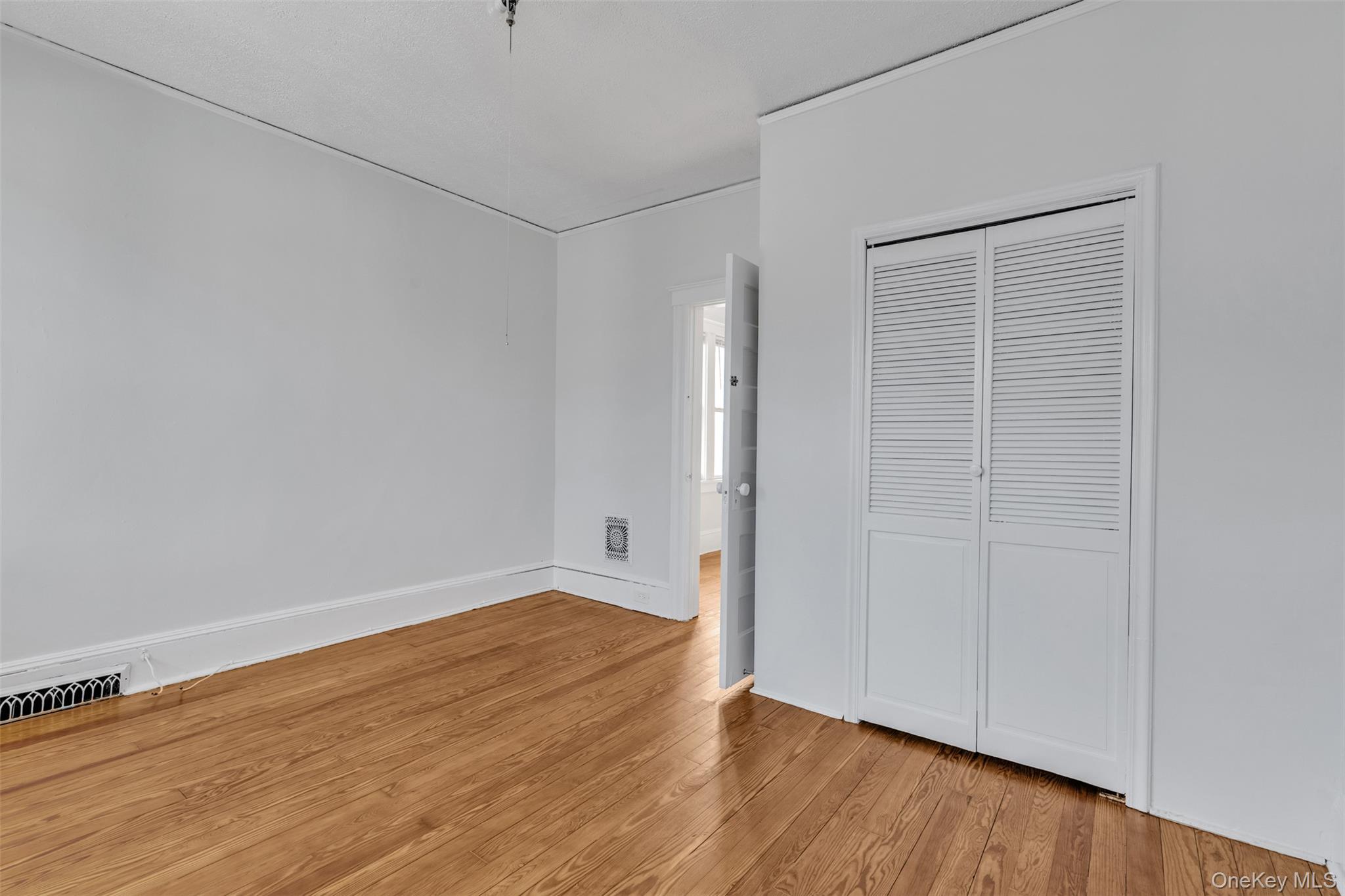 28 W Elizabeth Street, Unit 2 photo 6