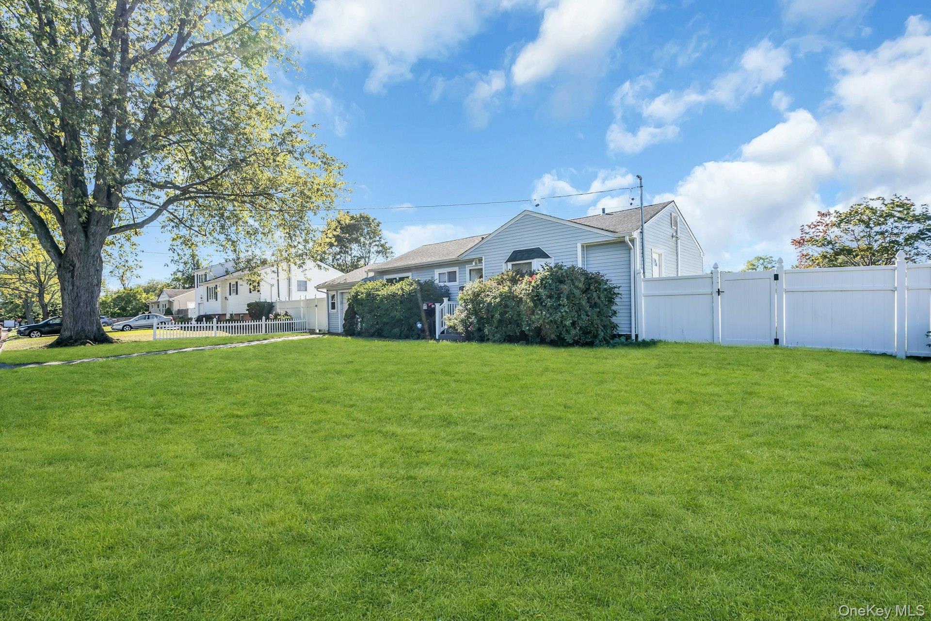 2710 Heather Avenue – For Sale photo 4