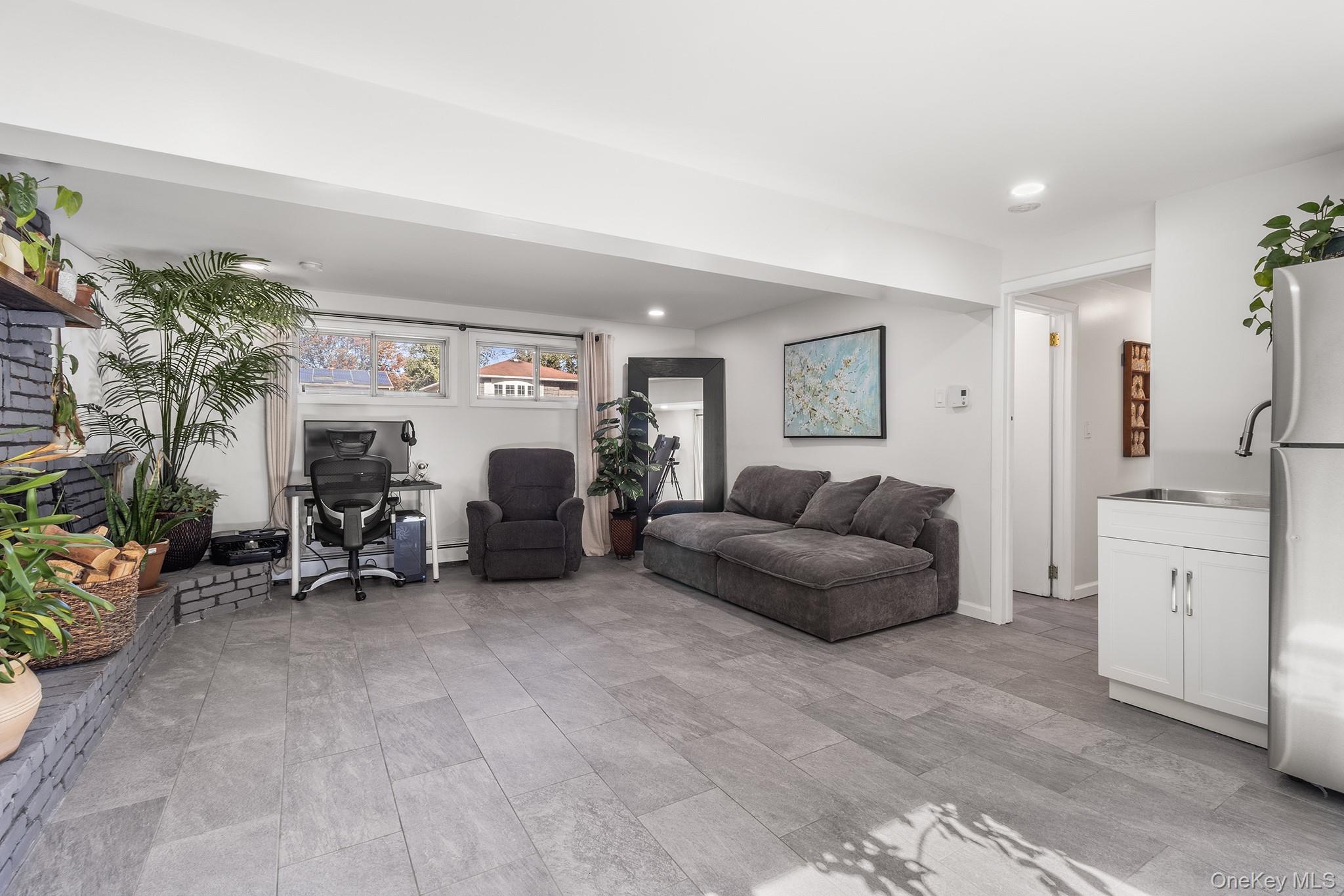 12 Bryan Street – For Sale photo 5