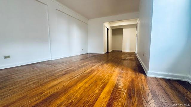 144-11 Sanford Avenue, Unit 5I photo 5