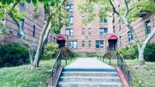 144-11 Sanford Avenue, Unit 5I