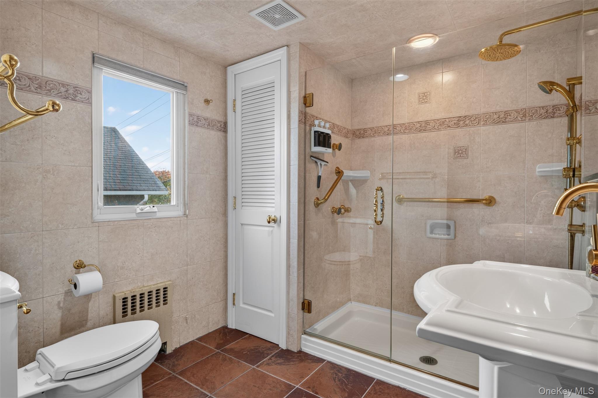 101 Tulip Place – For Sale photo 19