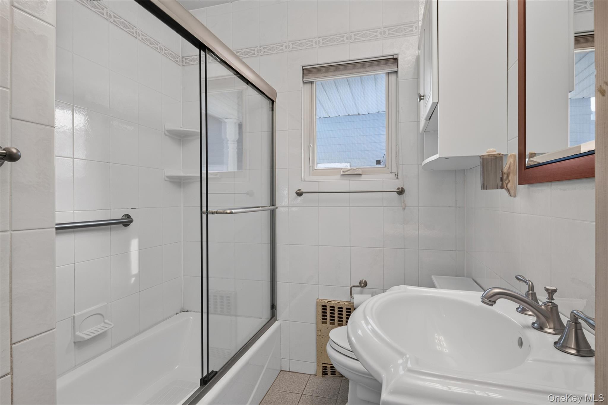 101 Tulip Place – For Sale photo 11