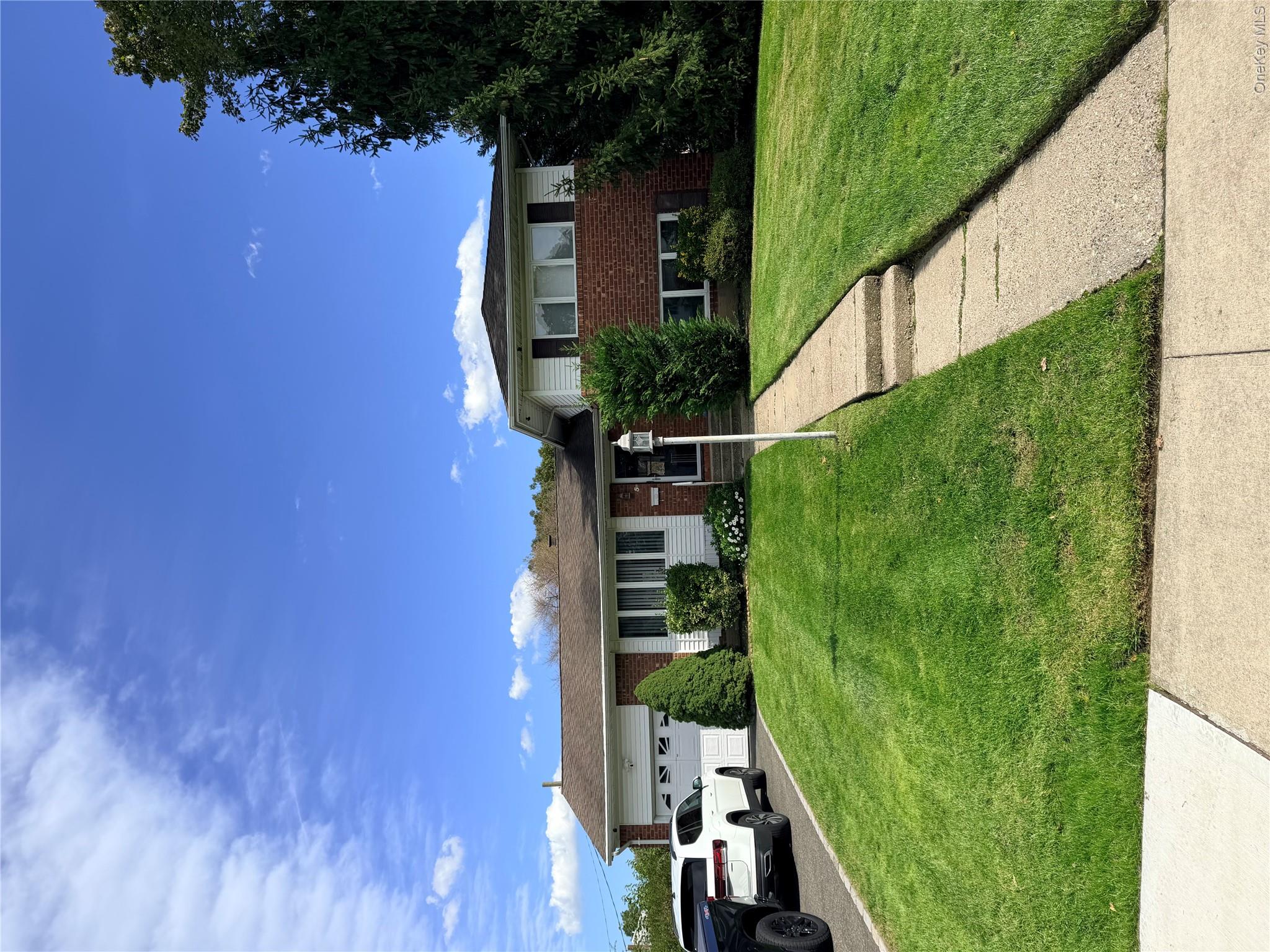 5 Essex Place – For Sale
