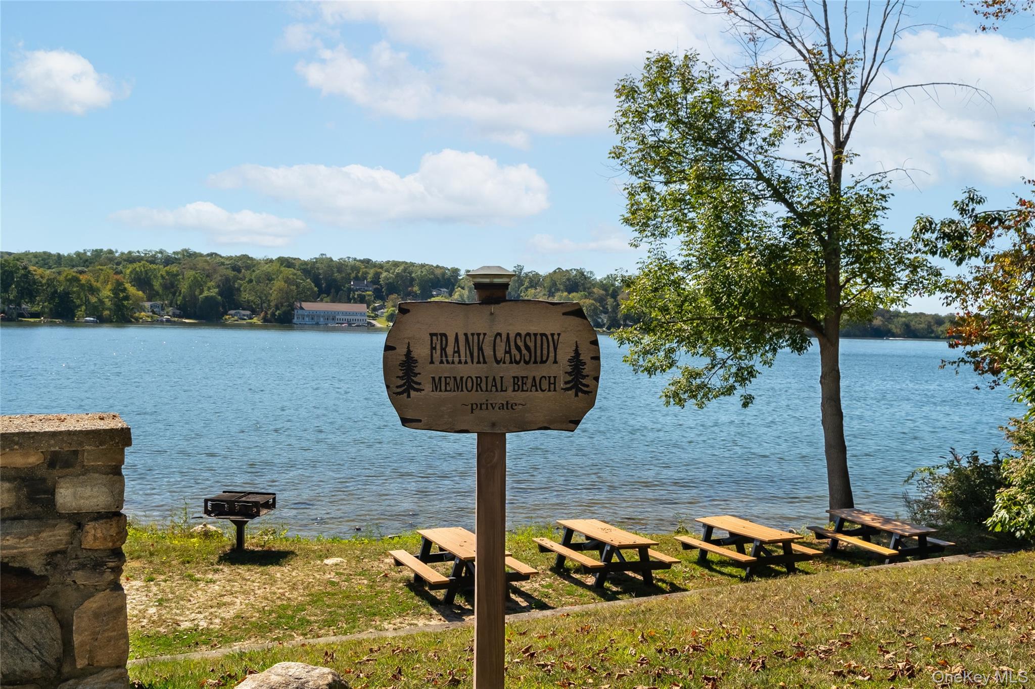 58 Vails Lake Shore Drive – For Sale photo 37