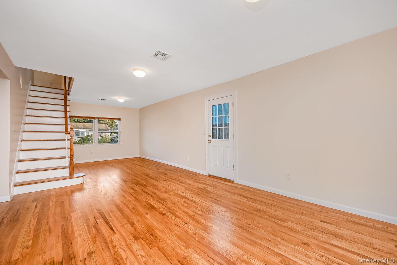 59 Hunter Lane – For Sale photo 12