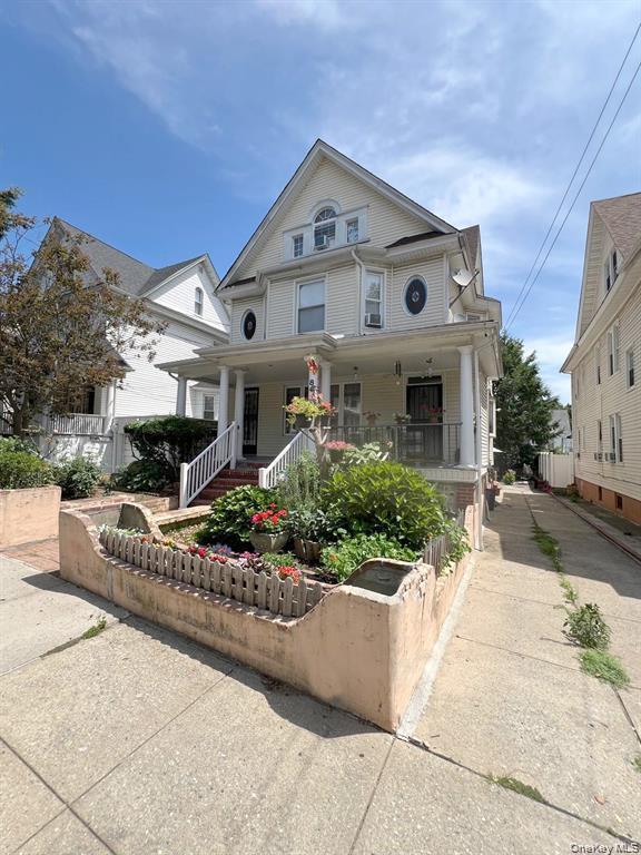 8421 88th Street – For Sale photo 2