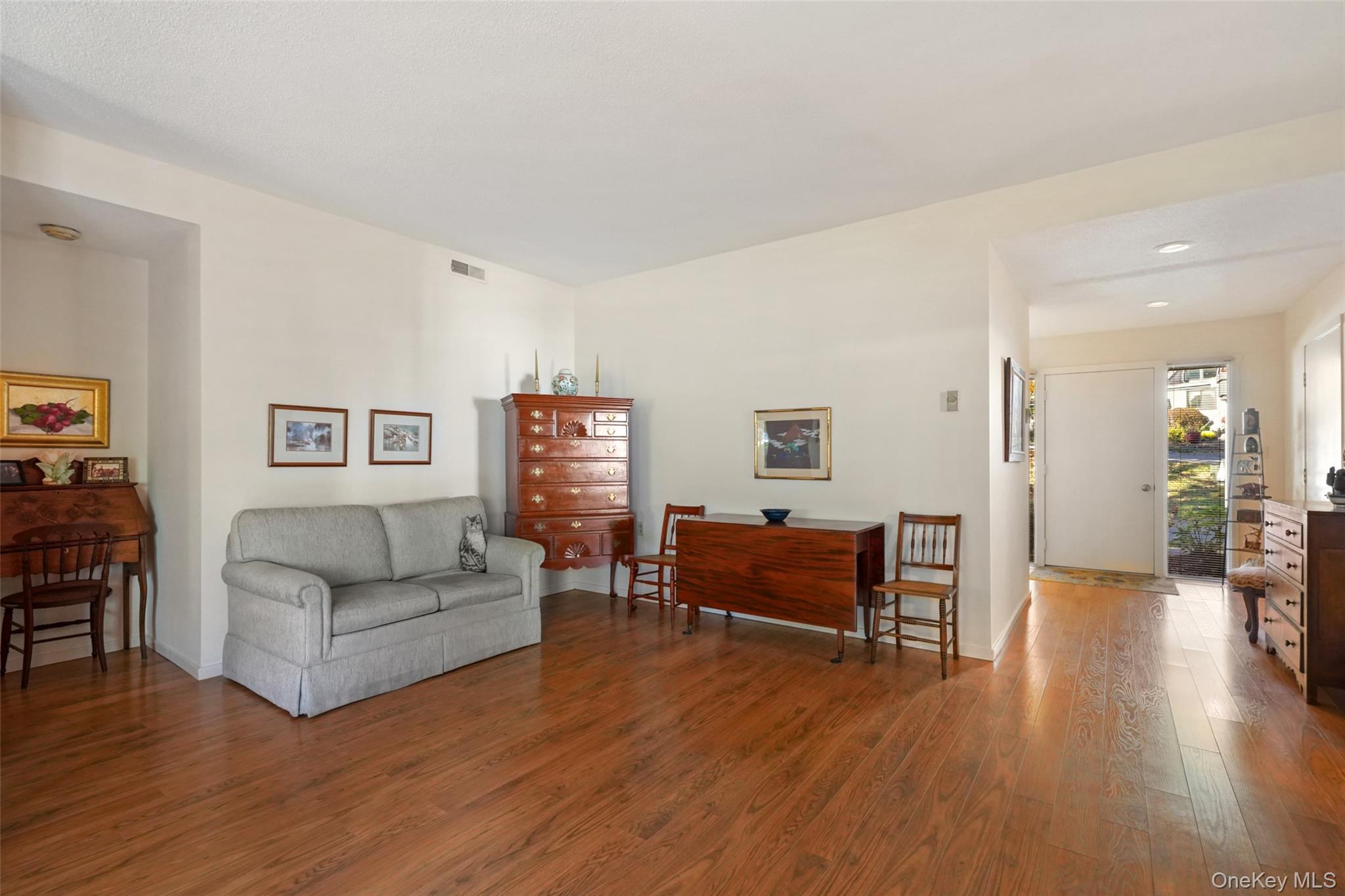 363 Heritage Hills Drive, Unit A photo 6