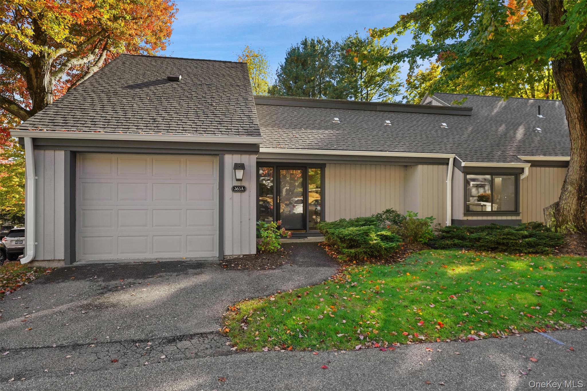 363 Heritage Hills Drive, Unit A photo 20