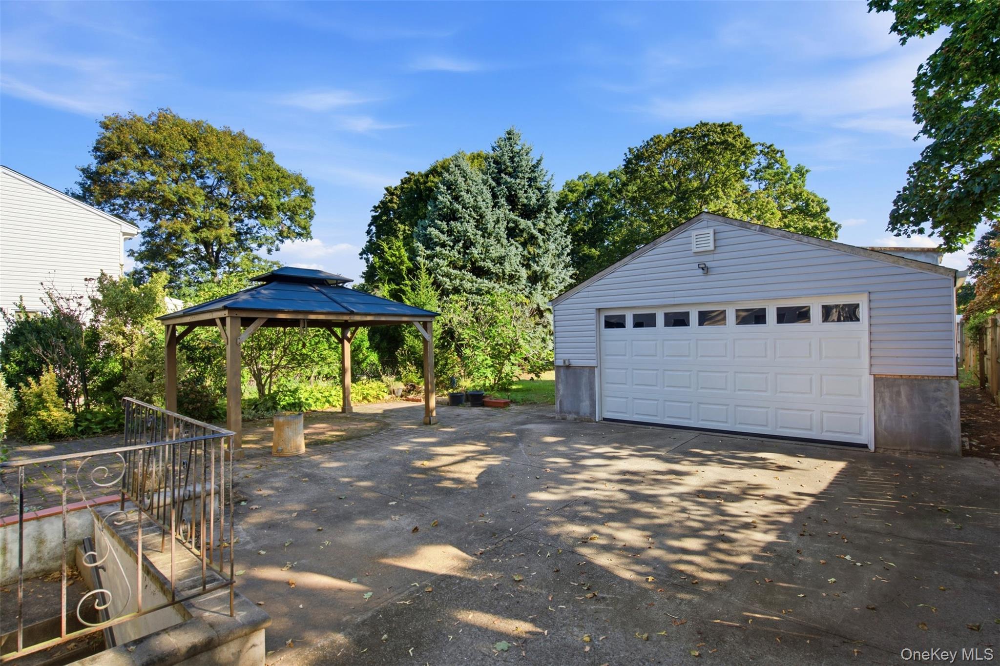 2093 Bergen Street – For Sale photo 30