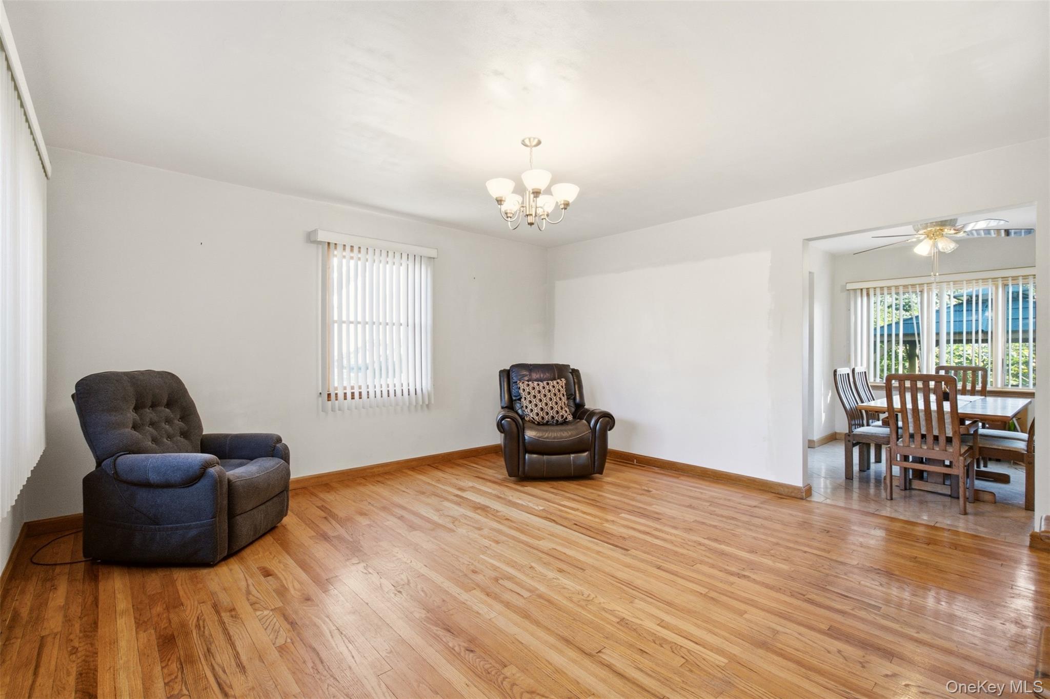 2093 Bergen Street – For Sale photo 3