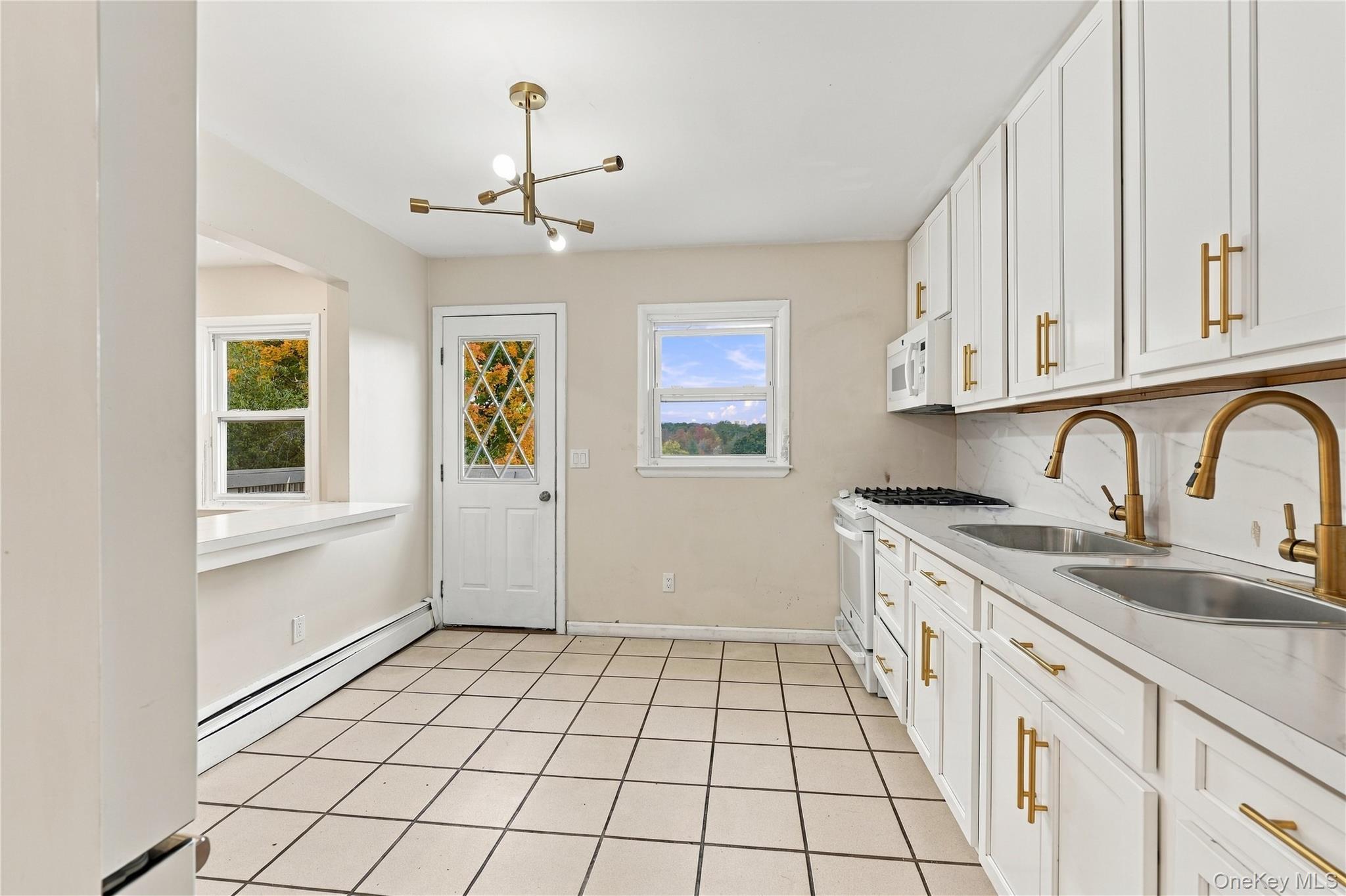 8 Sutherland Drive – For Sale photo 3