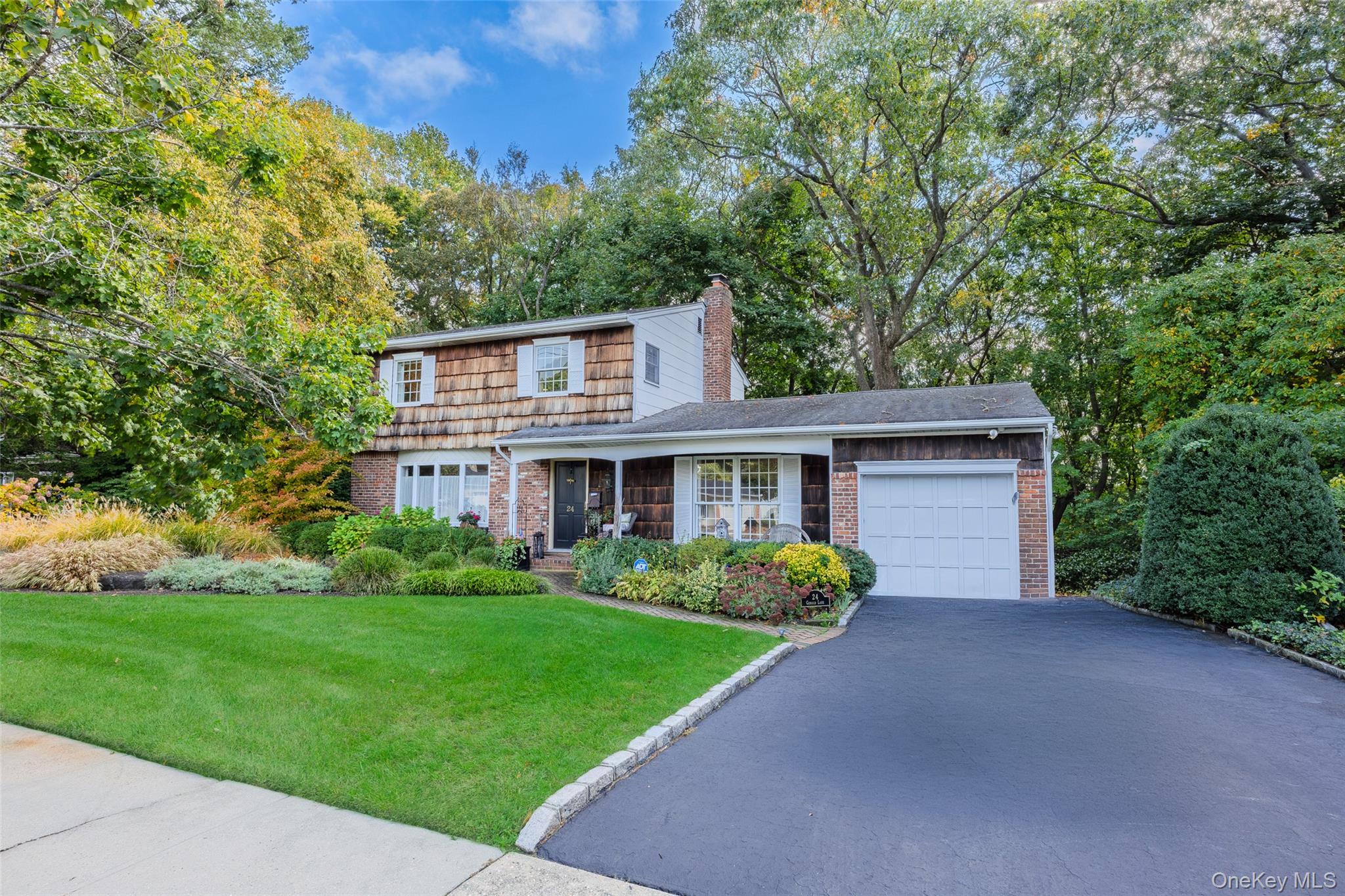 24 Gerald Lane – For Sale photo 2