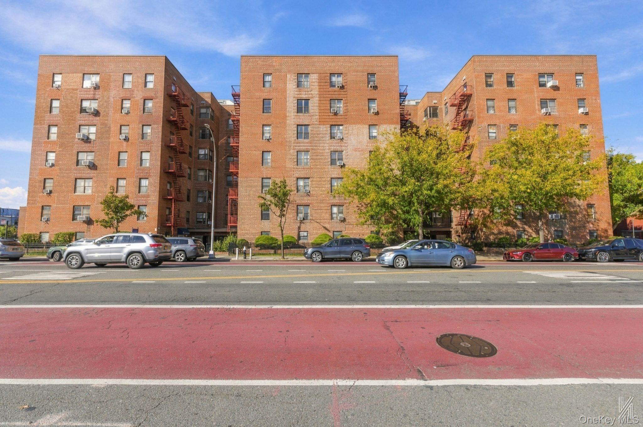 88-09 Northern Boulevard, Unit 506 photo 26