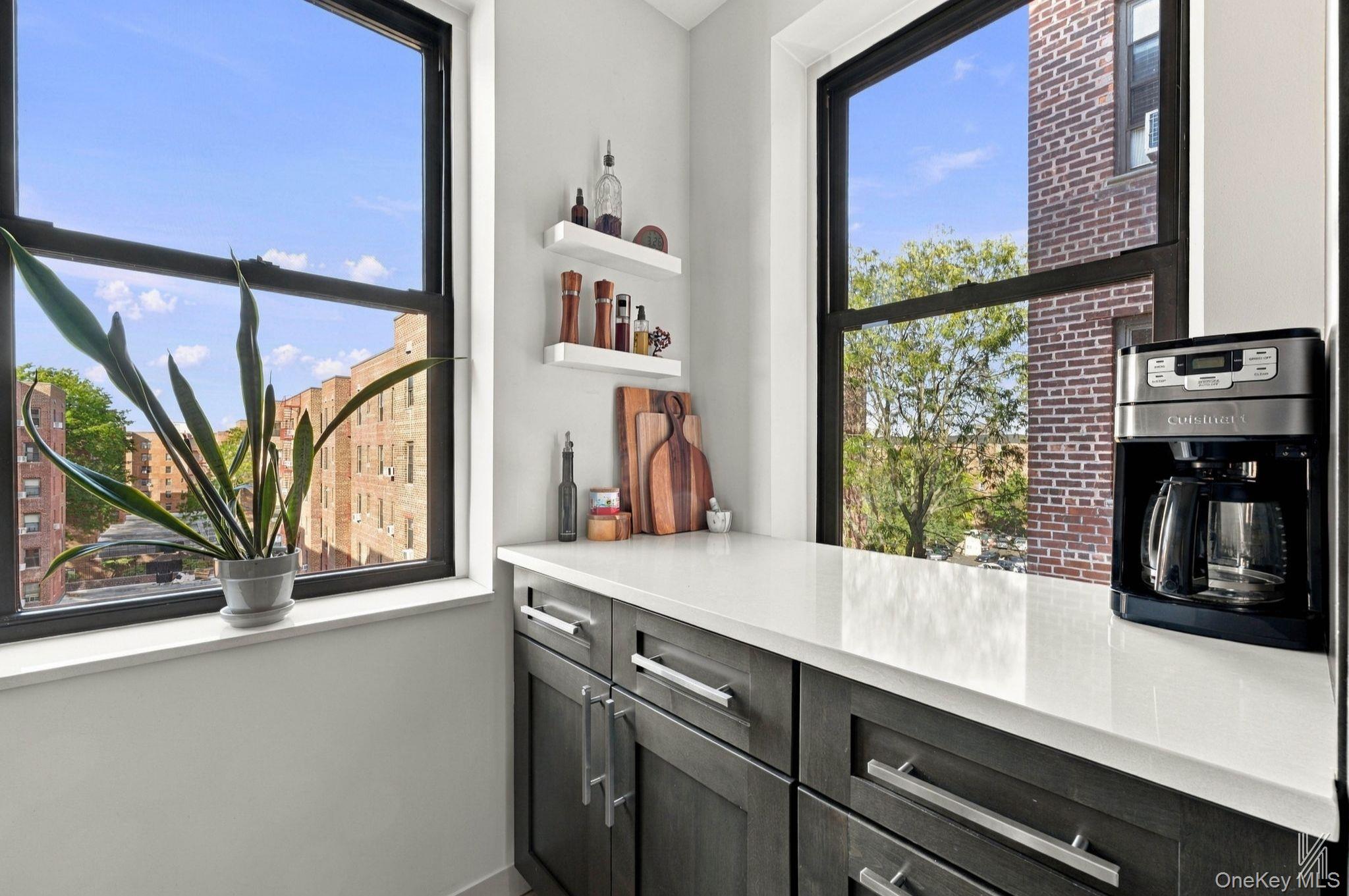 88-09 Northern Boulevard, Unit 506 photo 17